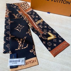 New!! Louis Vuitton WILD AT HEART BANDEAU!!